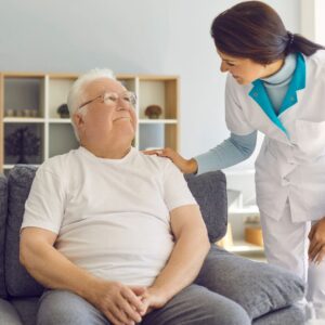 מטפלים זרים וגמלת סיעוד – מדריך למשפחה
